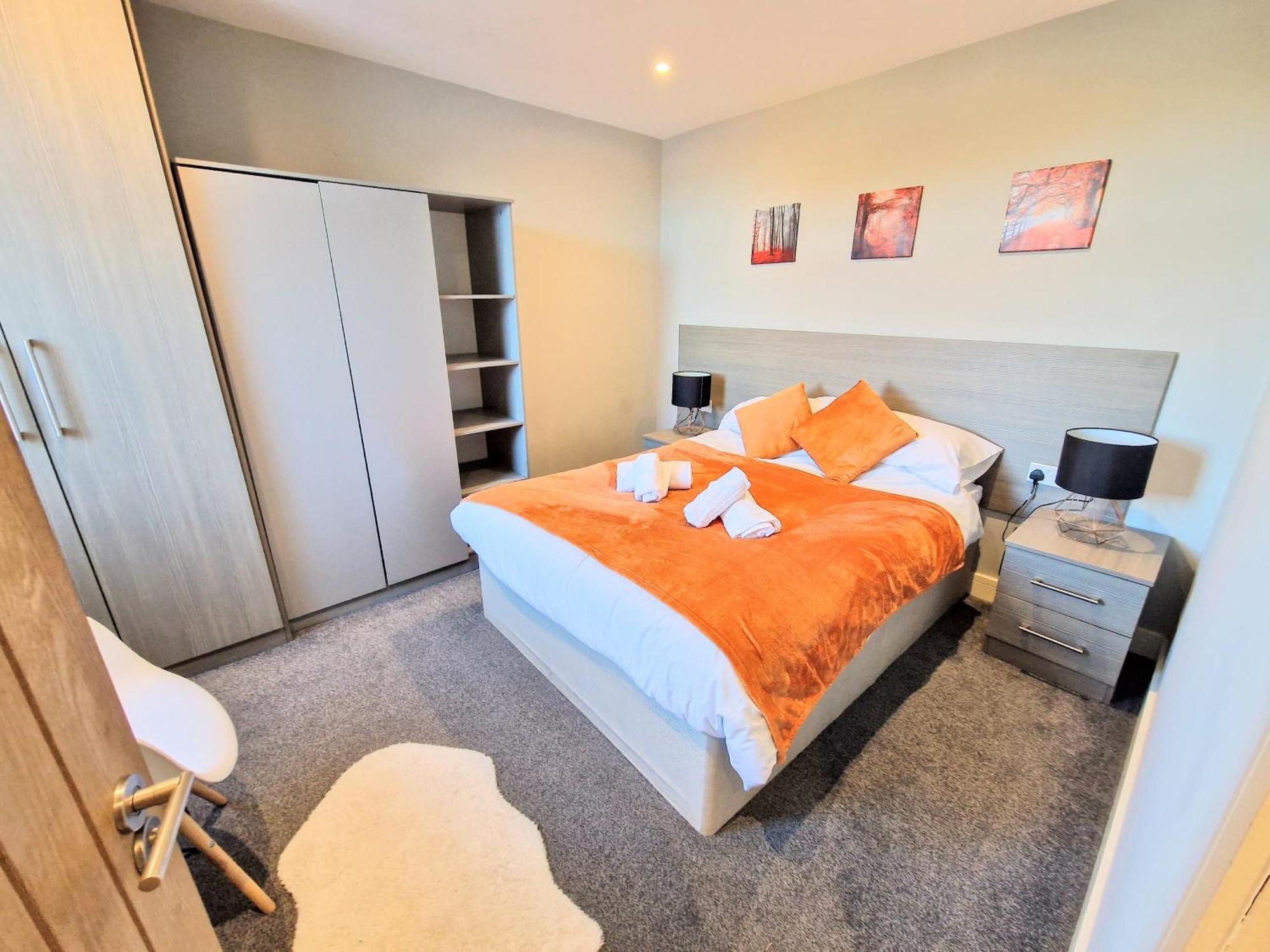 Central Reading Modern 3Br Flat - Walk To Station And High Street Eksteriør billede